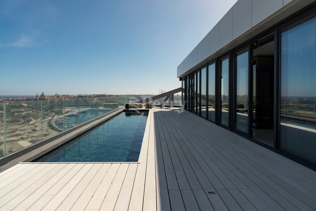Penthouse, Level 2100, Triq Tas-Sliema