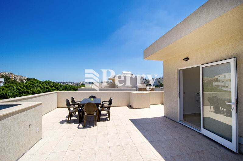 Villa Valley Heights, Triq G F Agius De Soldanis