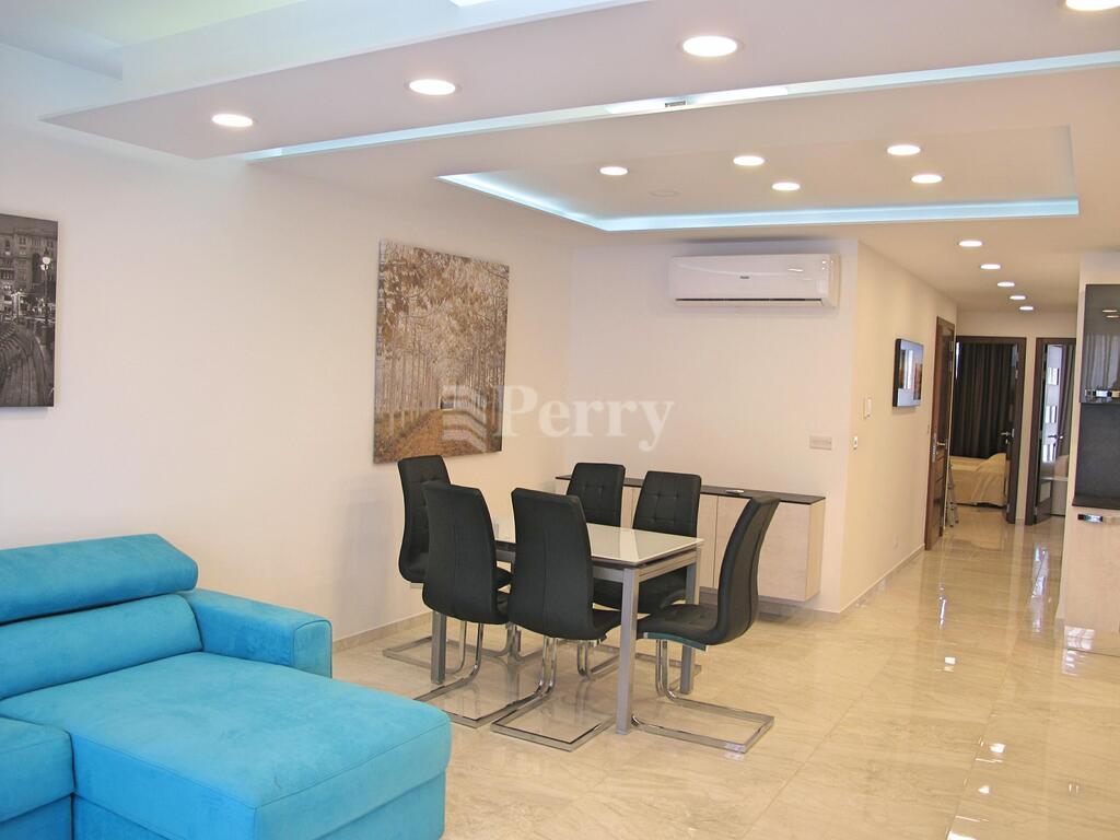Creek Building, Triq Il-Qaliet