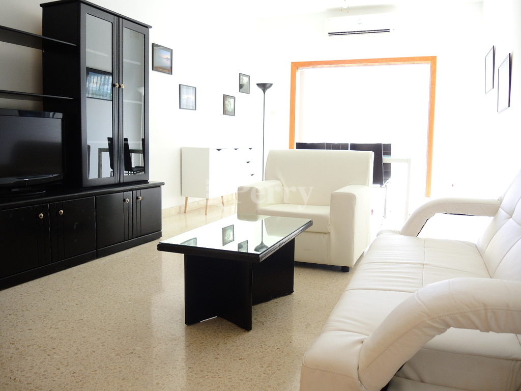 Triq Is-Swieqi