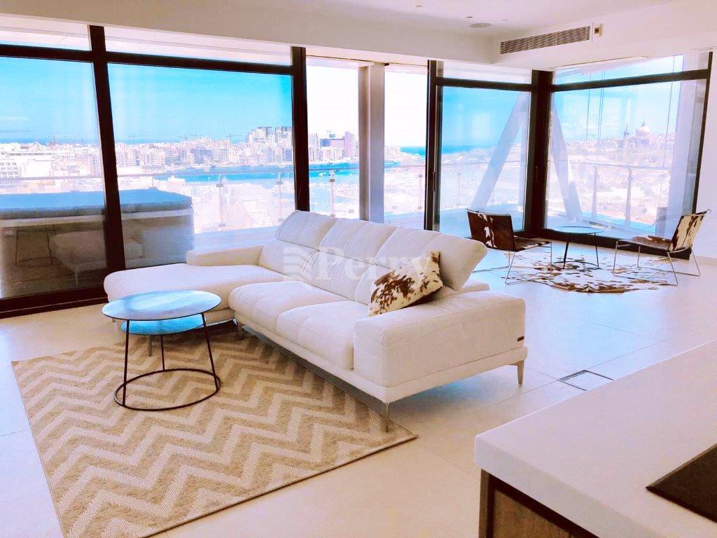14 East, Triq Tas-Sliema
