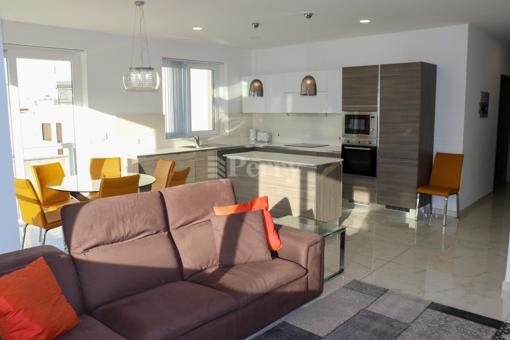El Mejor Residence, Triq San Gorg