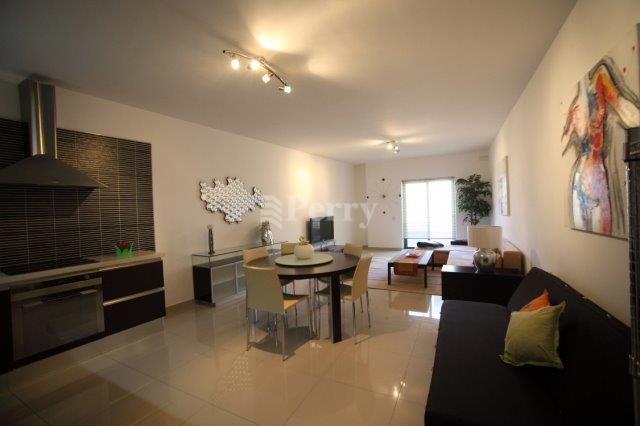 Parkview Mansions, Triq Il-Wizna
