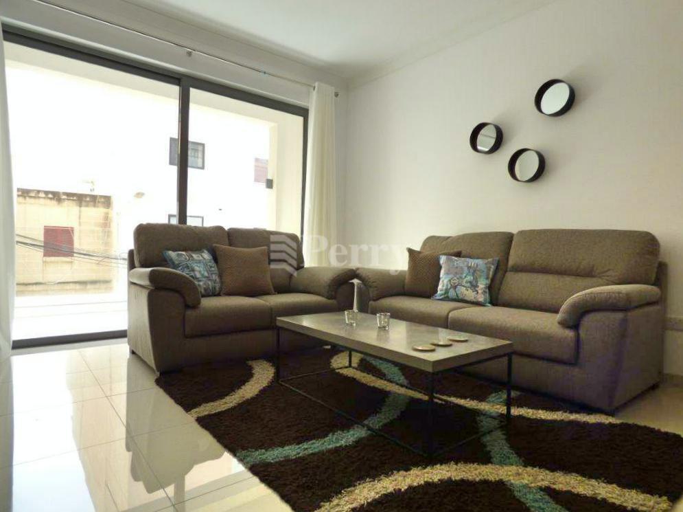 Shranz Court, Triq Spinola
