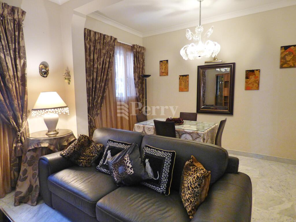 Victoria Place, Triq G Borg Olivier