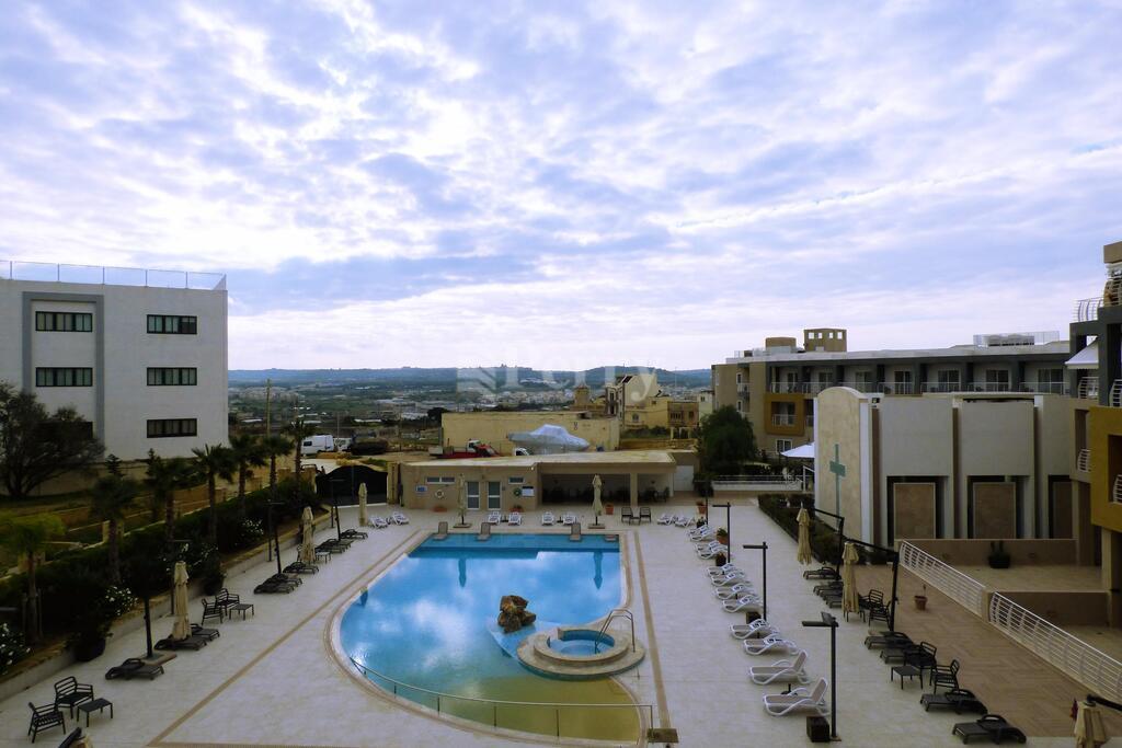 Hilltop Gardens, Triq L-Inkwina