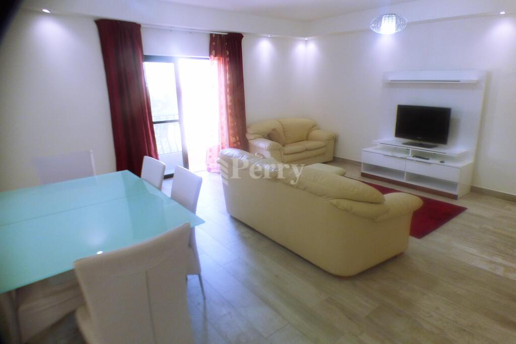 Apt 4, Triq Il-Wizna
