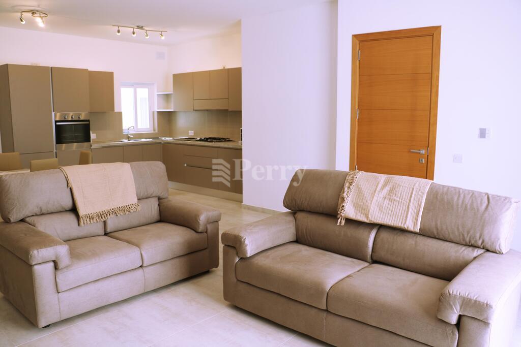 Flat 5, Triq Grosseto