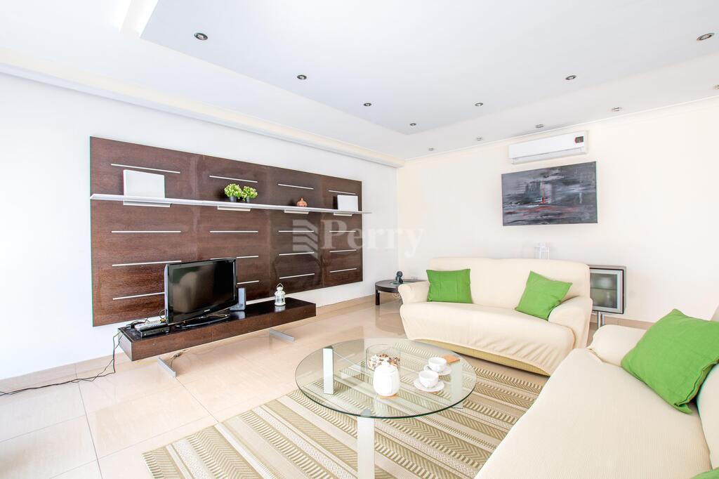 Flat 3, Triq Forrest