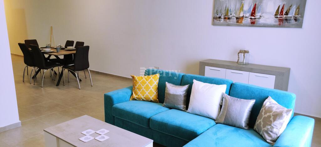 Luxor 234, Triq San Albert
