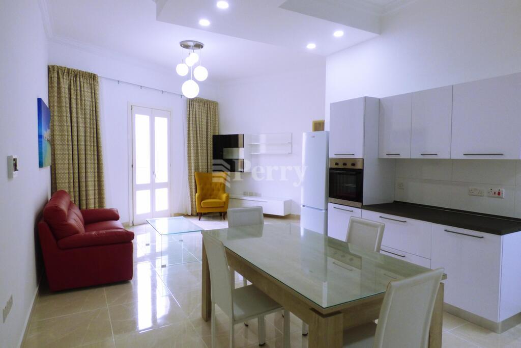 Apt 2 & 3, Triq Sir Adrian Dingli