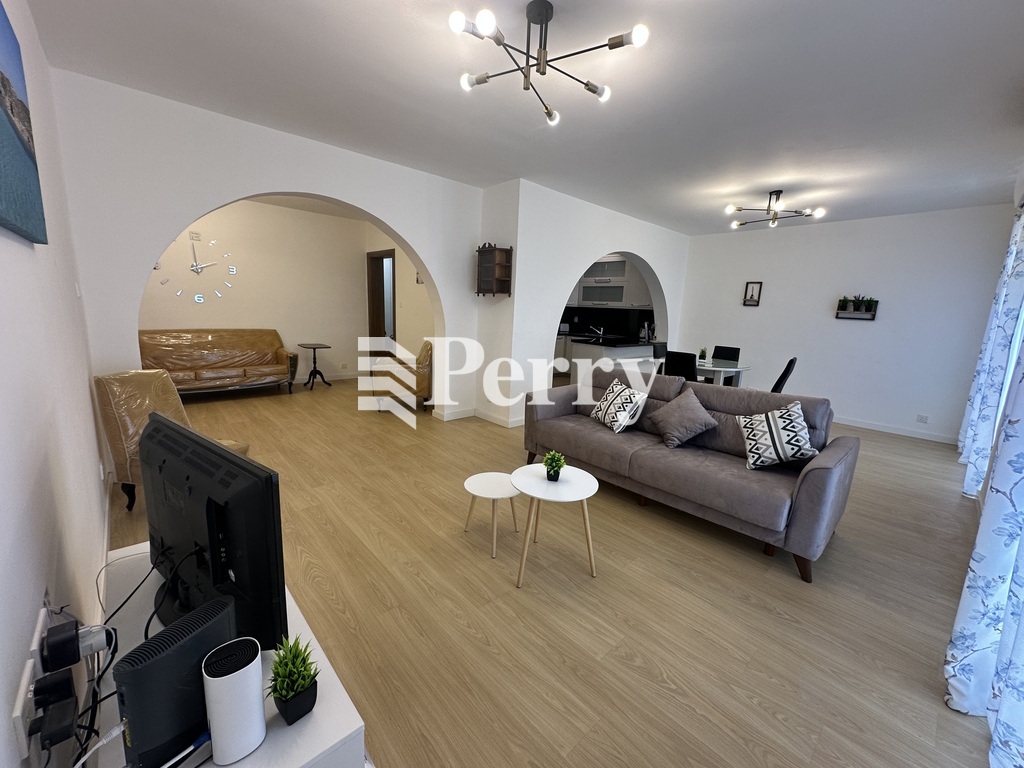 Ashton Court, Triq Il-Mosta