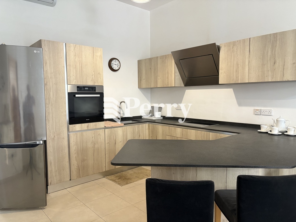 Block 210, Triq Manuel Dimech