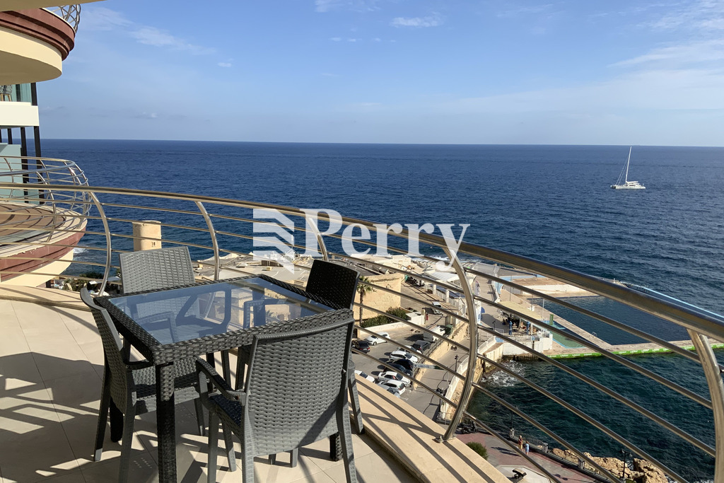 8A Promenade, Triq It-Torri
