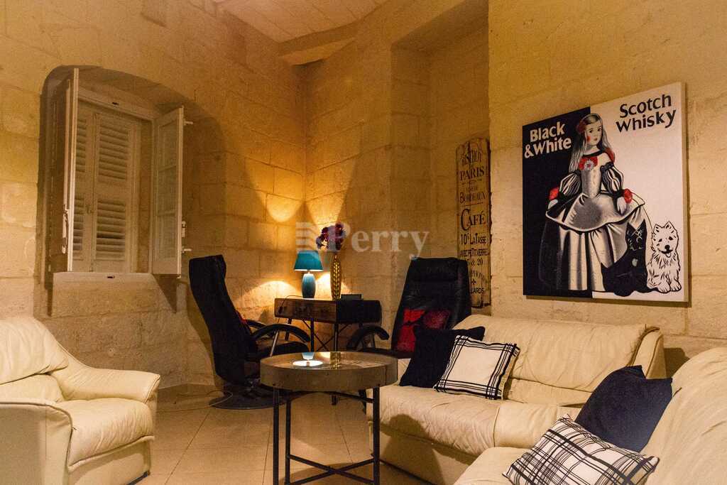 Corner Cottage, Triq Sant’Elena
