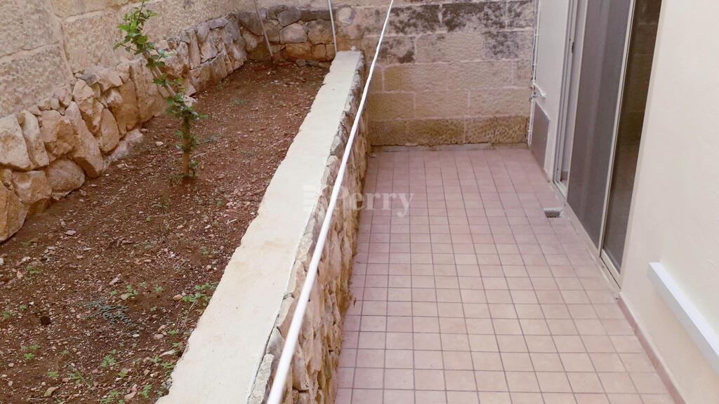 La Casita, Triq Id-Delu