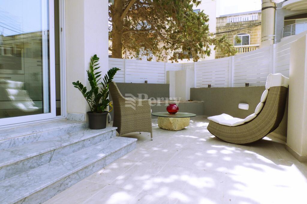 Triq Is-Swieqi