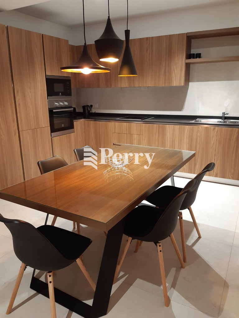 Belmonte Heights H2 Maisonette, St Ignatius Junction