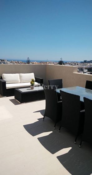 Hillcrest, Triq Il-Qantar