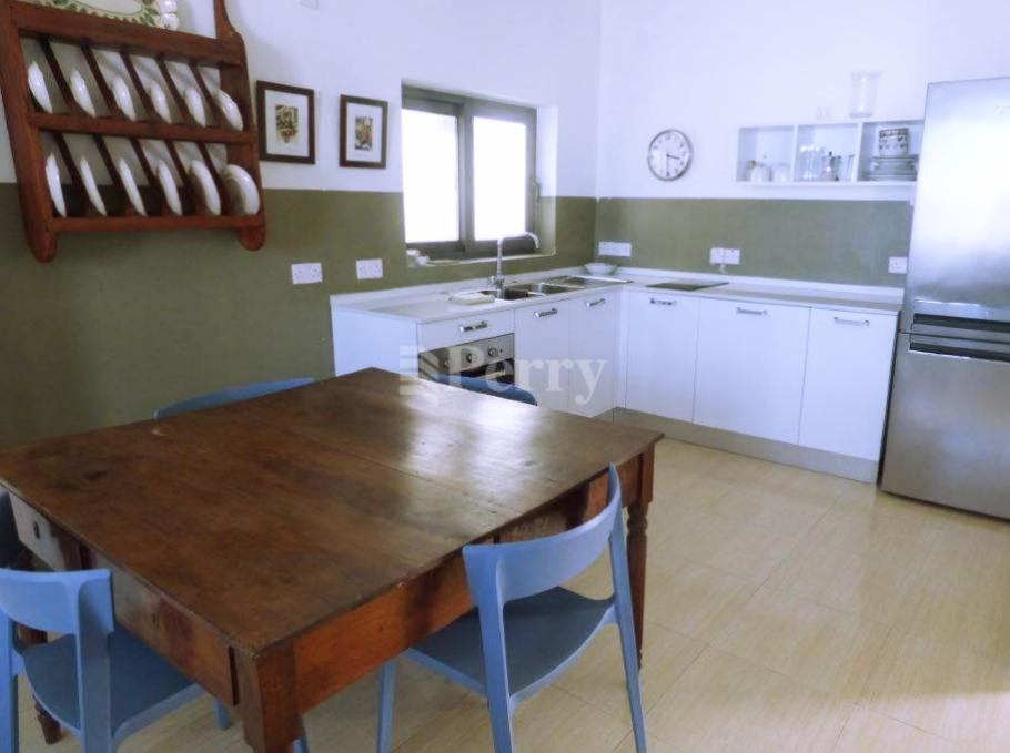 Carlton Towers Flat 6, Pjazza  Qalb ta’ Gesu