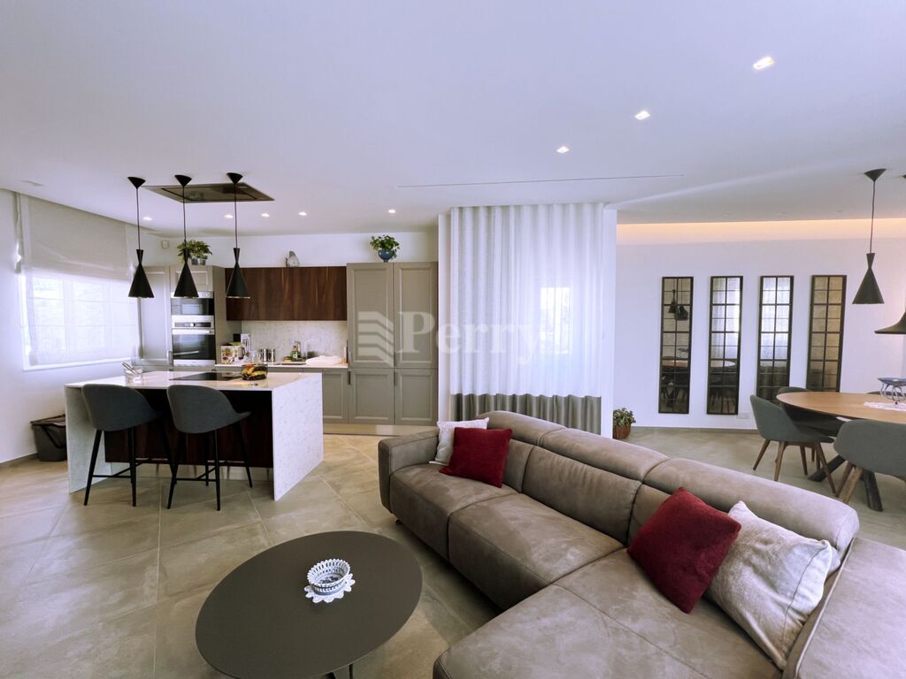 Garden Place, Triq Is-Swieqi