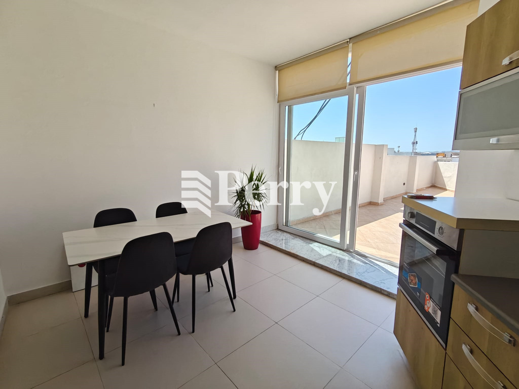 143 Garini Apt, Triq Carini