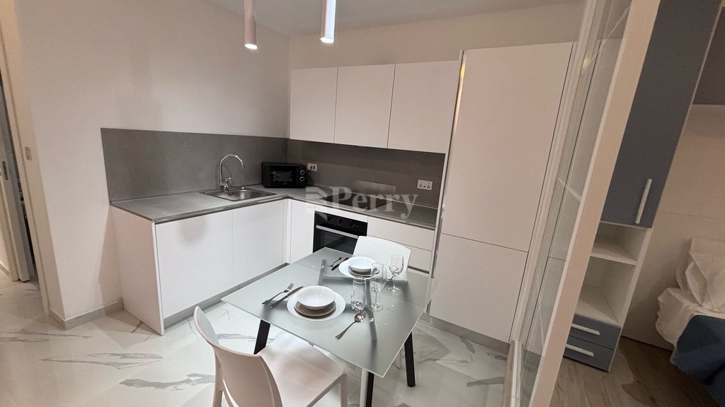 Caro Suites,  1A, Triq Bouverie